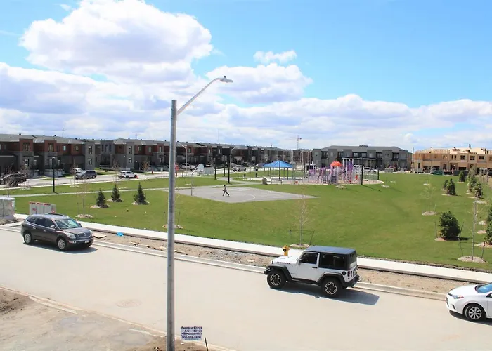 New Town House Barrie South